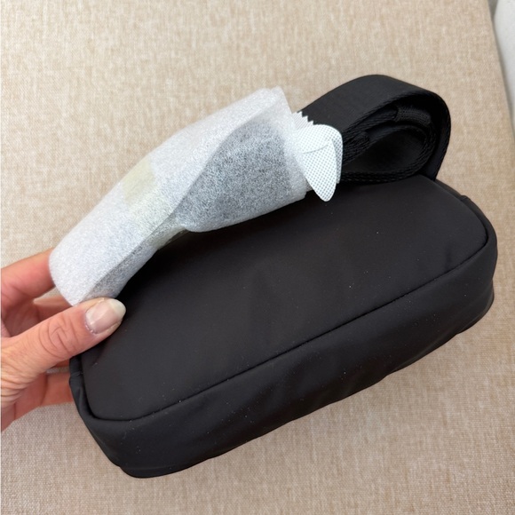 Quince Nylon Black Belt Bag - Picture 2 of 7